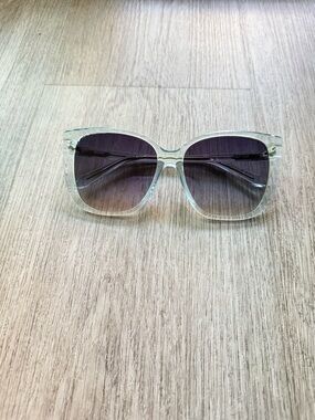 quay australia ever after light blue clear oversized cat eye sunglasses eyewear